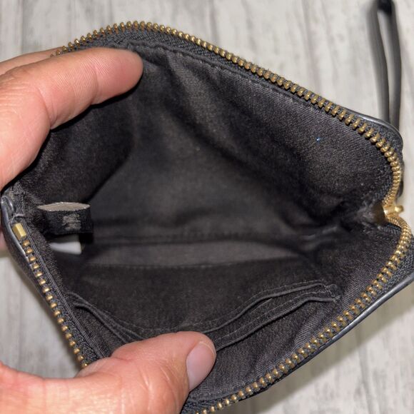 Coach Corner Zip Signature Leather Wristlet EUC - Picture 5 of 7